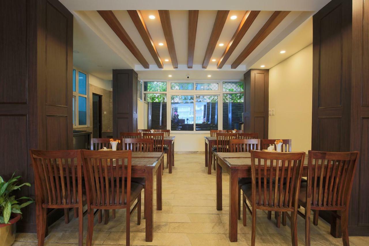 Oyo 453 Hotel Gurkha Heritage Catmandu Exterior foto