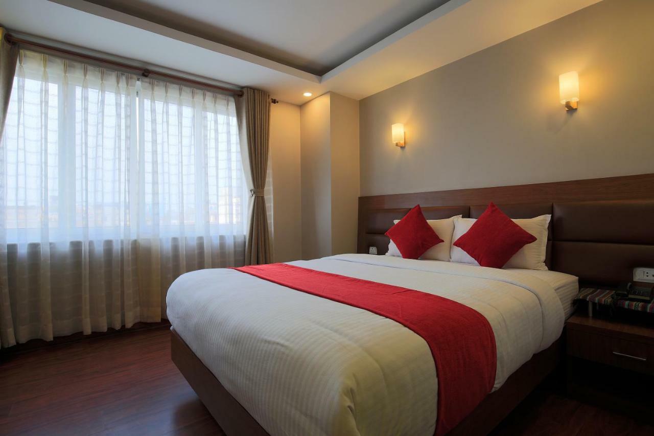 Oyo 453 Hotel Gurkha Heritage Catmandu Exterior foto